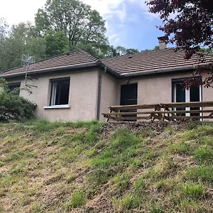 Hébergement de vacances Maison Individuelle, Laveissière