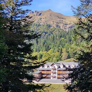 Appartement Residence Recente Au Coeur Des Monts Du Cantal, Laveissière